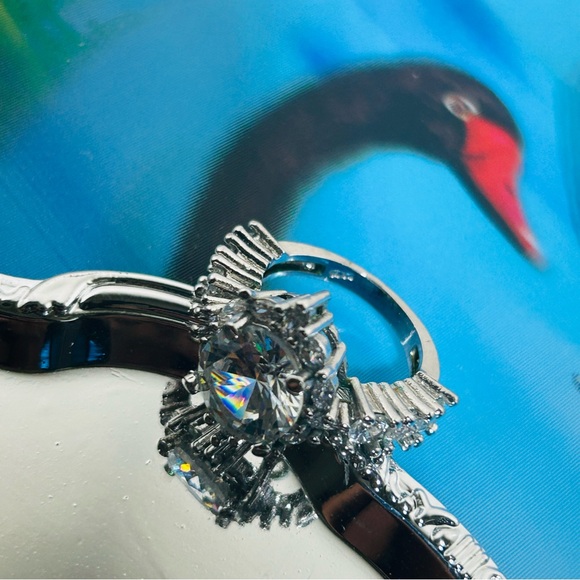 Silver Crystal Ring - Picture 7 of 17